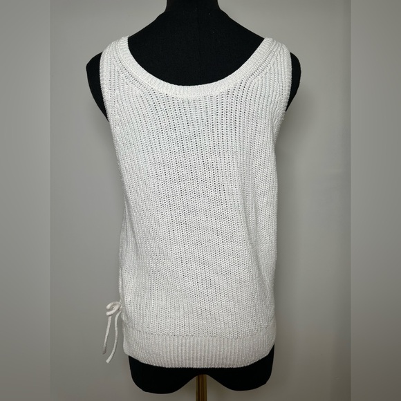 Babaton Knit Top - Picture 6 of 6